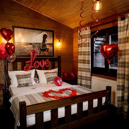 Western Camp Resort ซาตอร์ ภายนอก รูปภาพ