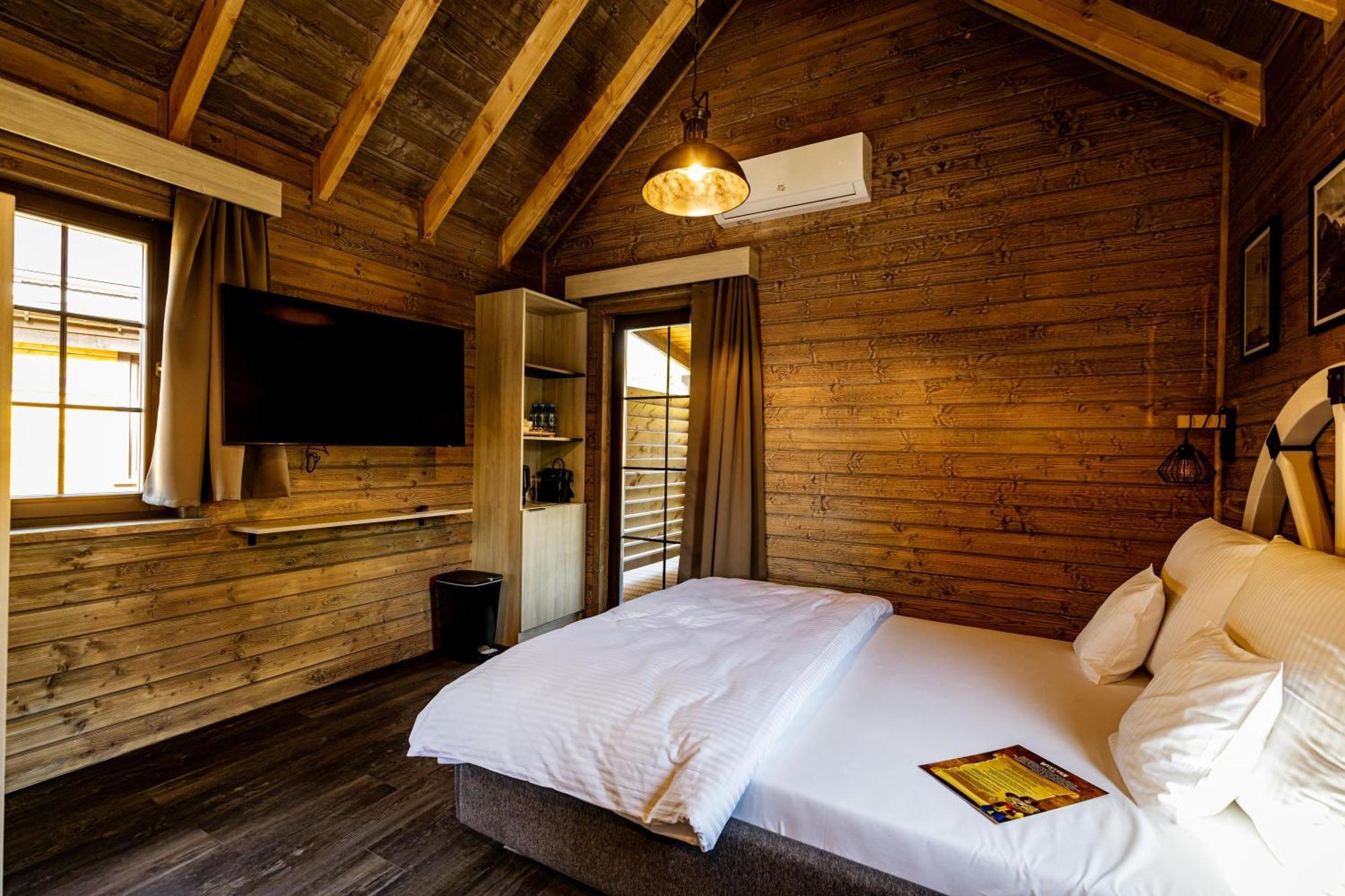 Western Camp Resort ซาตอร์ ภายนอก รูปภาพ