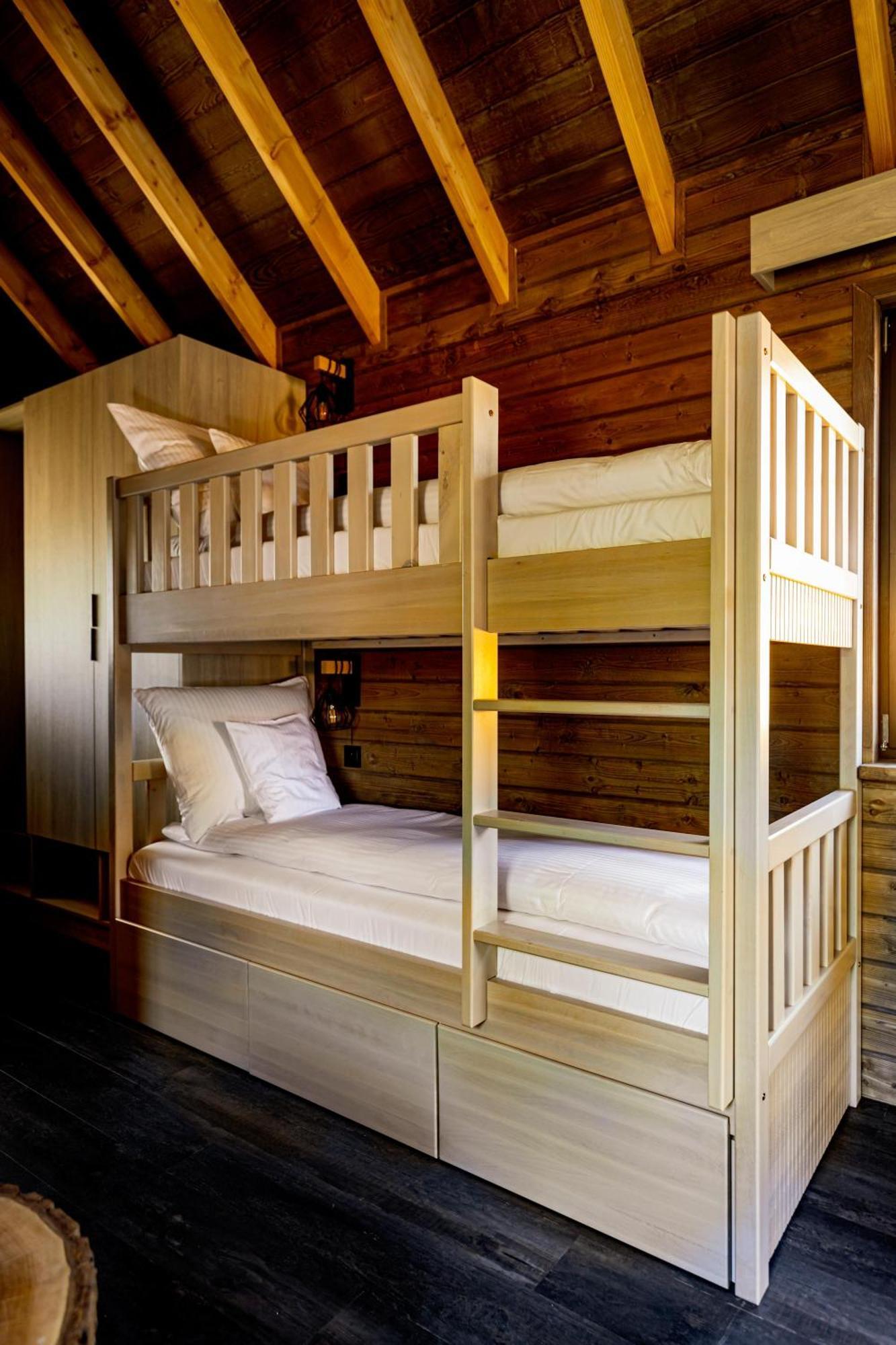 Western Camp Resort ซาตอร์ ภายนอก รูปภาพ